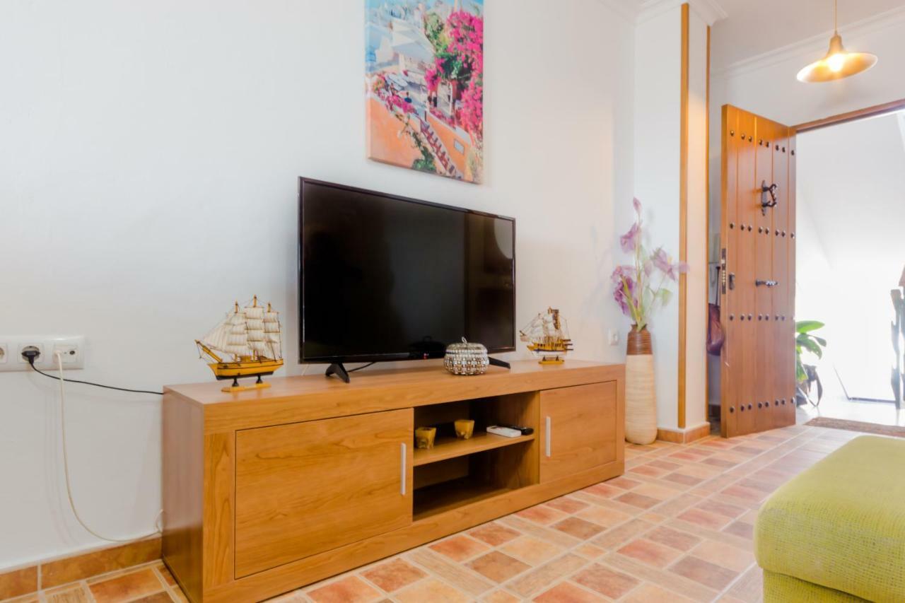 Apartamento Calle Alta كونيل ذي لا فرونتيرا المظهر الخارجي الصورة